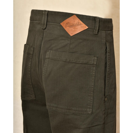 Pantalon à fines rayures kaki Telacruda