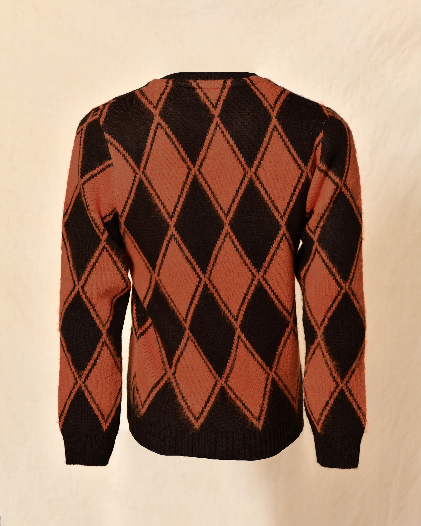 Pull en maille à motif losanges noir et terracotta Over-D