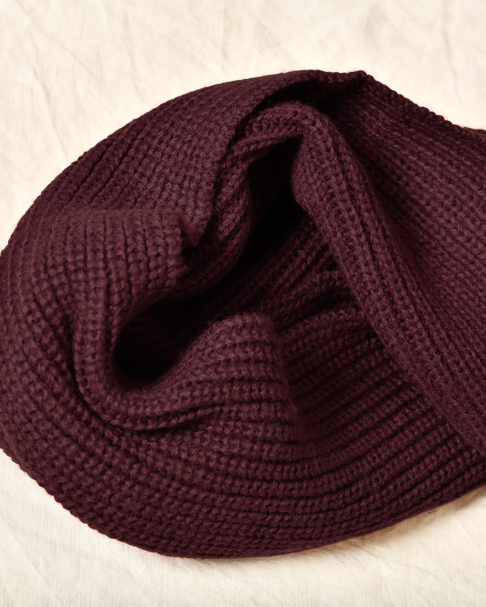 Echarpe en laine bordeaux Over-D