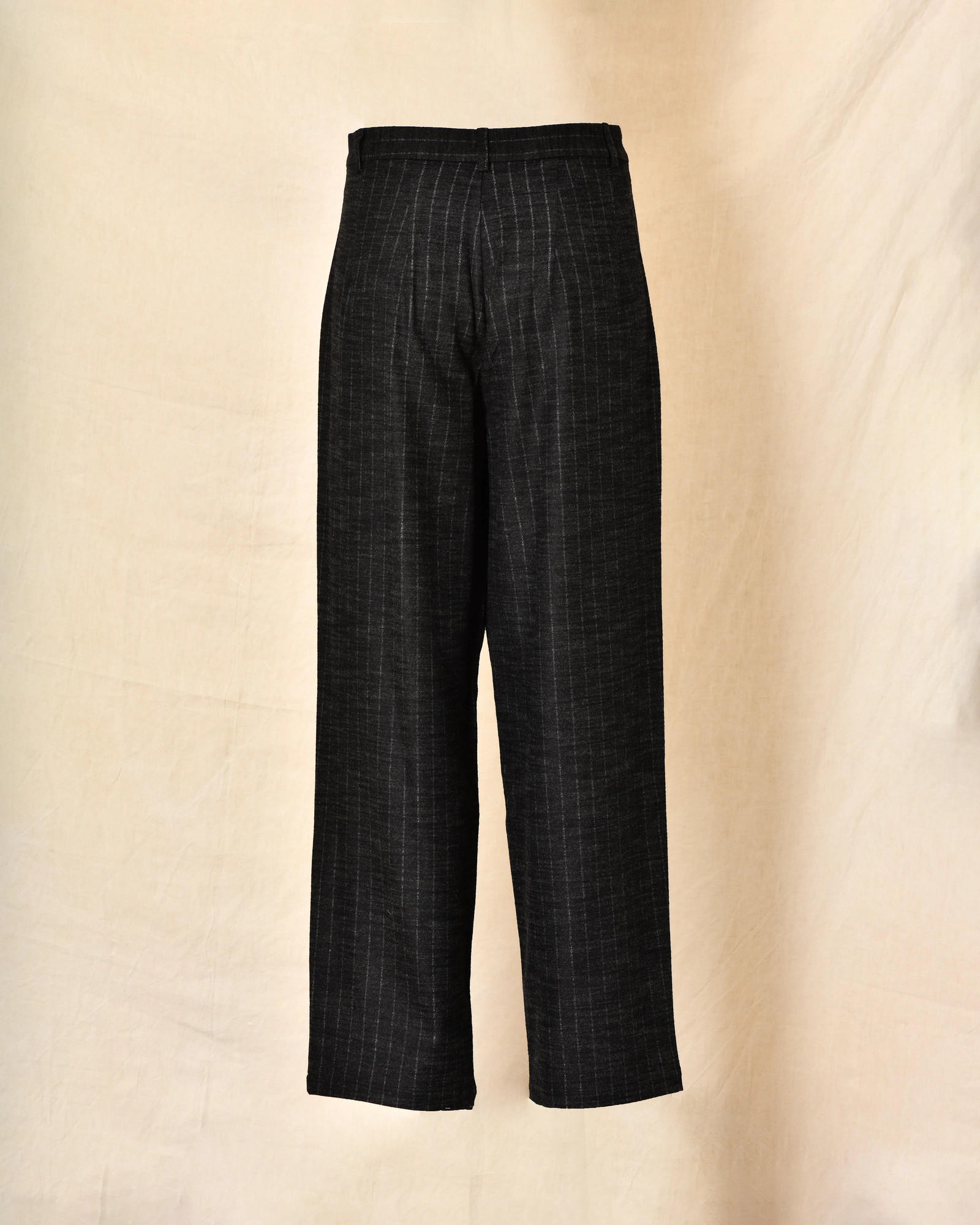 Pantalon tailleur gris anthracite à rayures Bella Jones