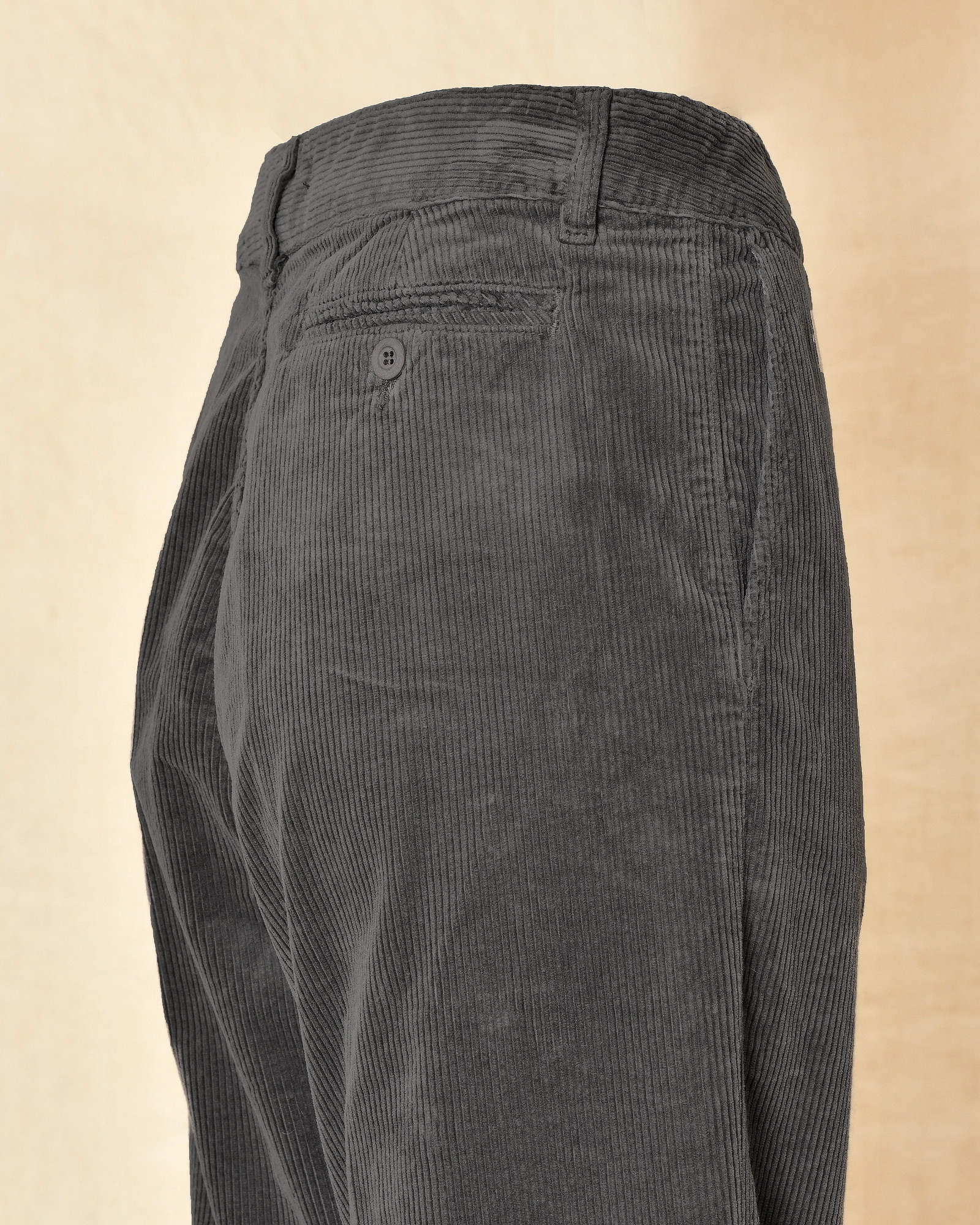 Pantalon en velours côtelé gris Bella Jones