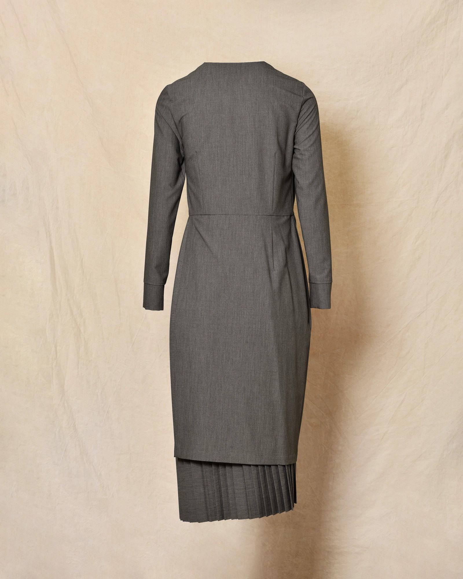 Robe asymétrique longue grise Ixos