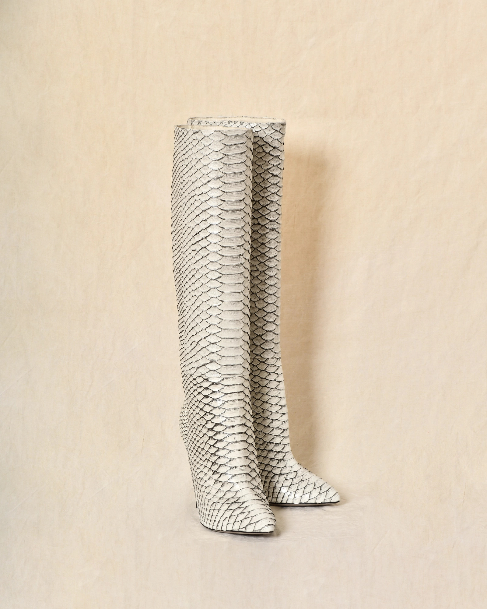 Bottes en cuir écrues effet python à talons aiguilles Sergio Rossi
