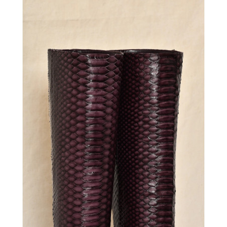 Bottes en cuir violettes effet python à talons aiguilles Sergio Rossi