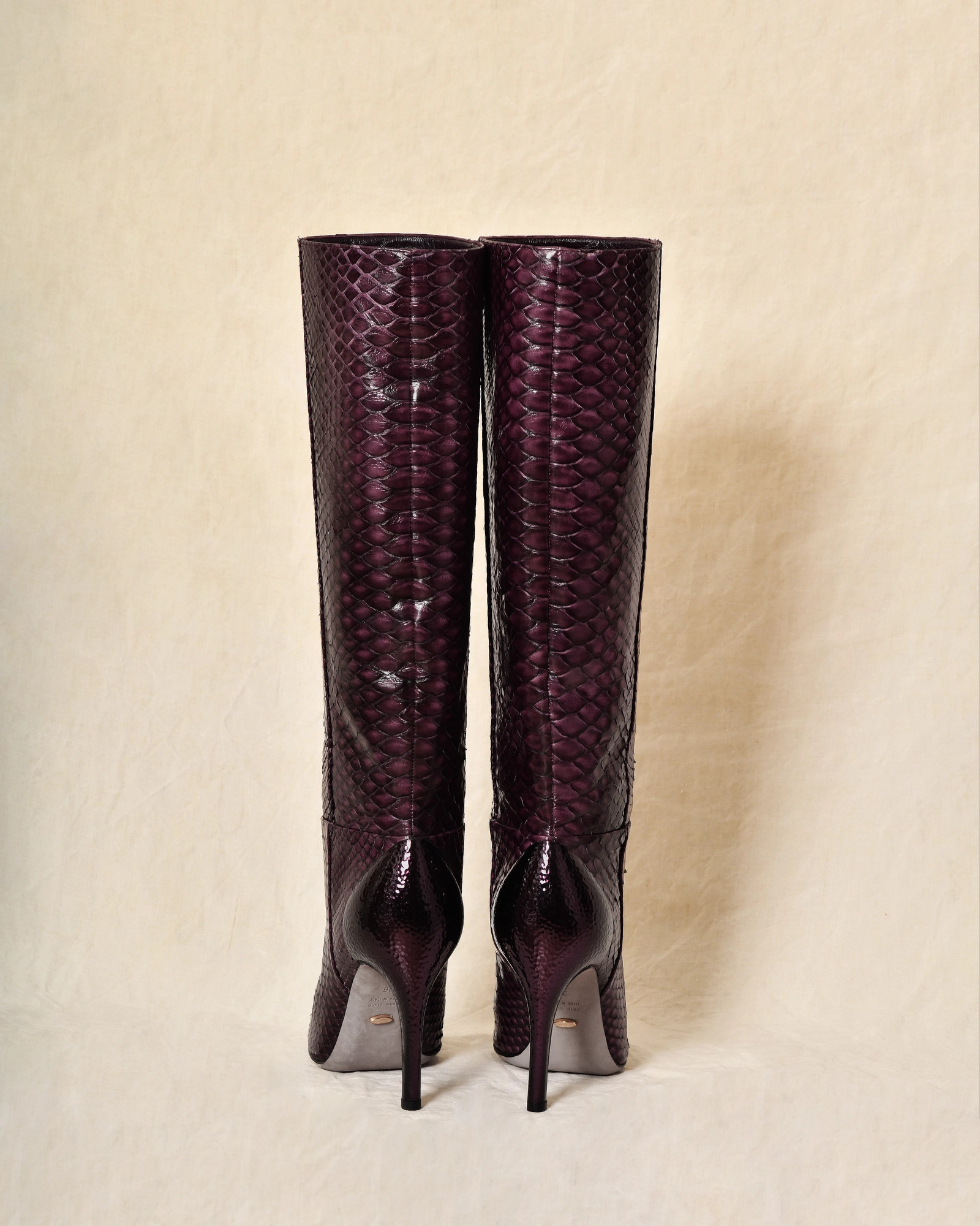 Bottes en cuir violettes effet python à talons aiguilles Sergio Rossi