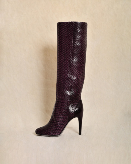Bottes en cuir violettes effet python à talons aiguilles Sergio Rossi