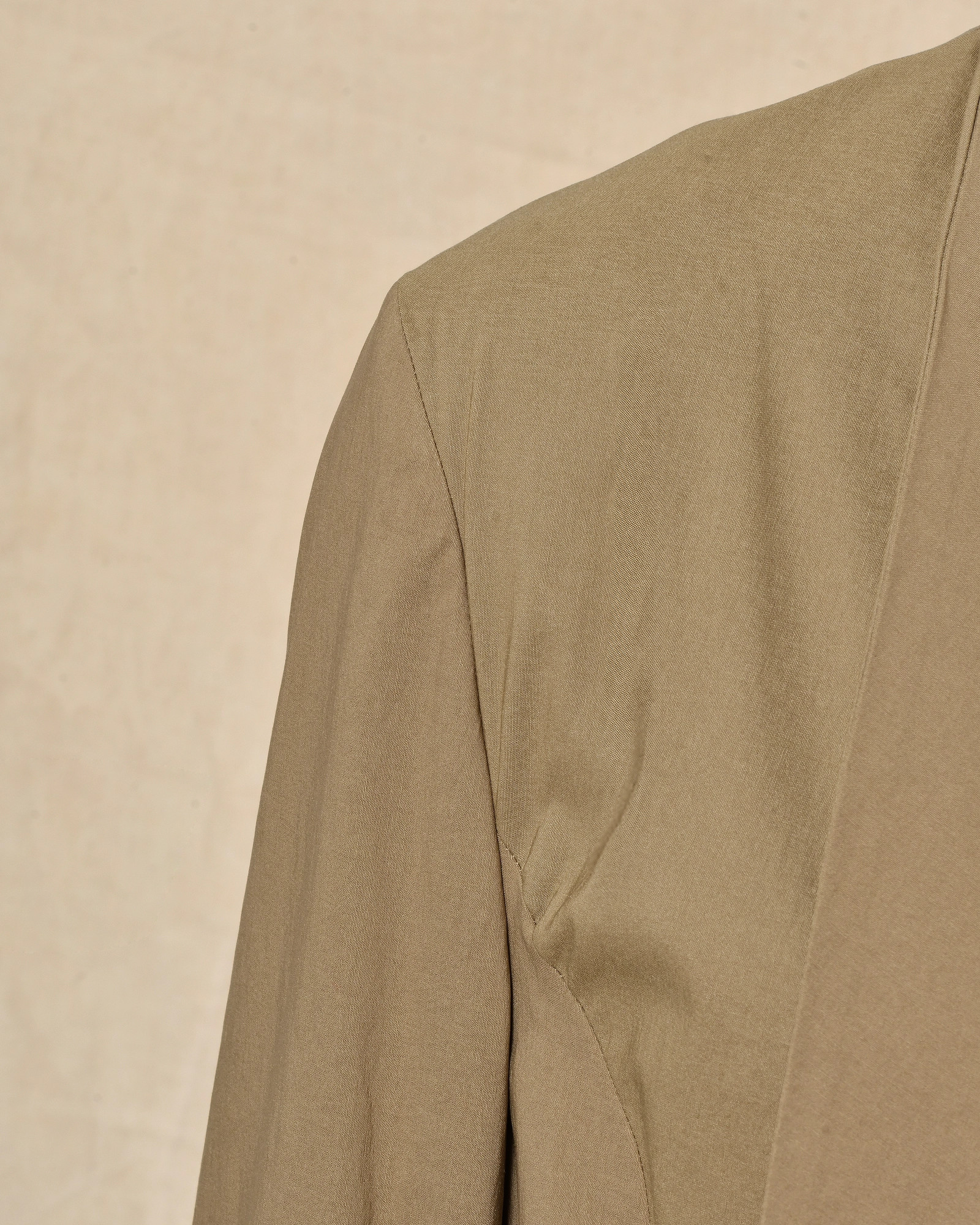 Manteau asymétrique camel à col châle Ixos