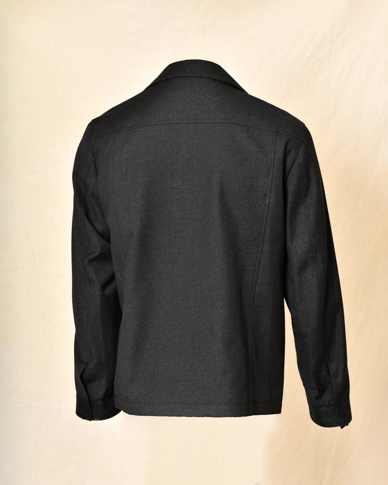 Veste gris anthracite à poches plaquées Outfit