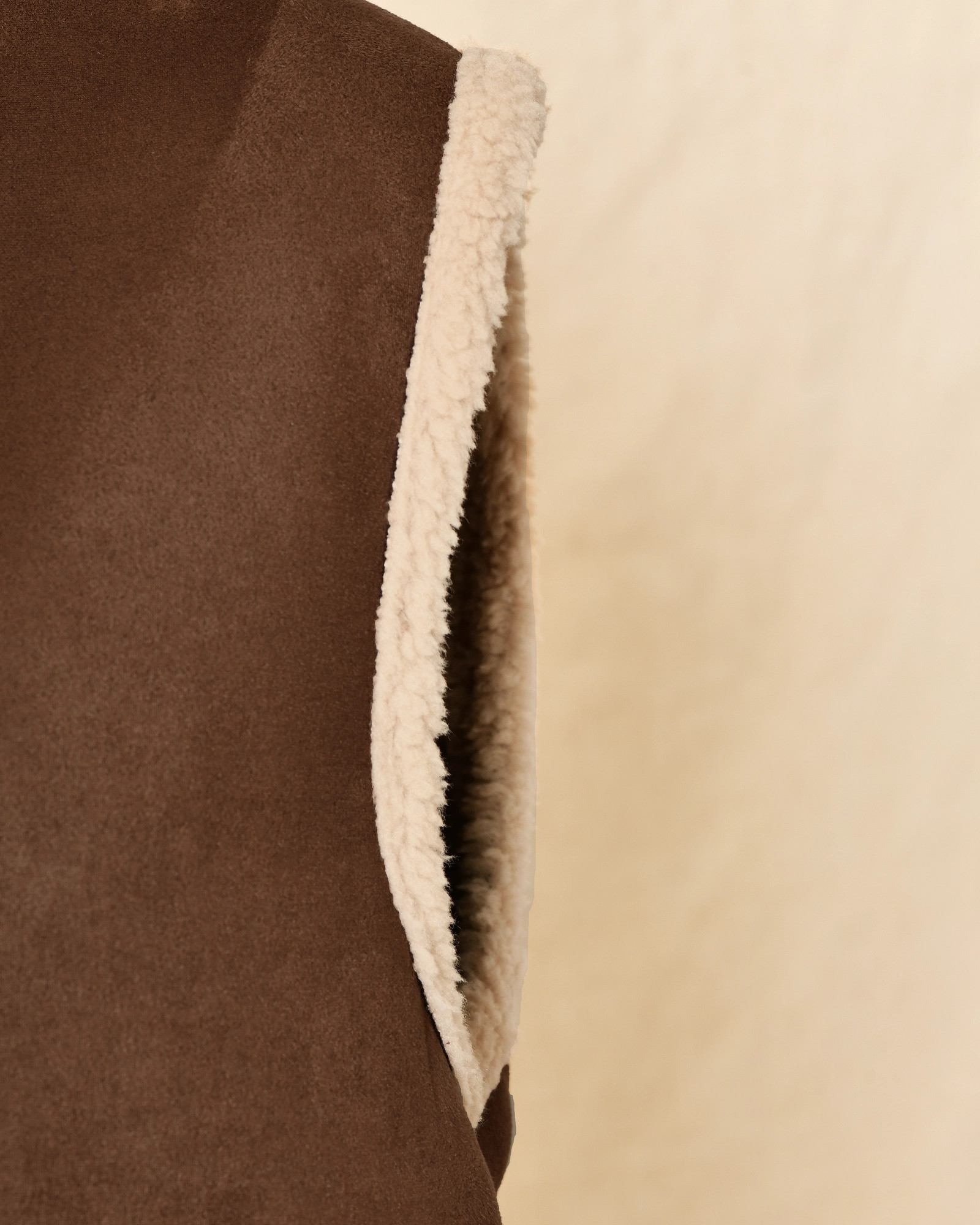 Gilet sans manches en daim marron Telacruda