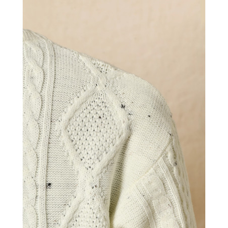 Pull en maille torsadée écru moucheté Telacruda