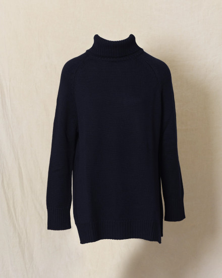 Pull à col roulé oversize bleu marine Emma White