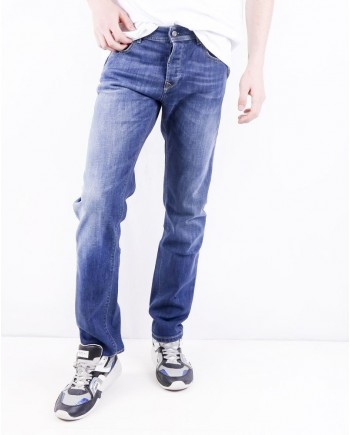 Jean droit en coton bleu délavé 3D