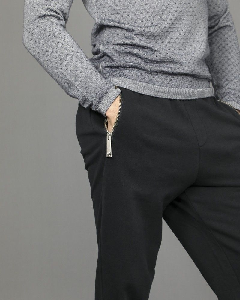 Jogging en coton noir à poche zippée John Richmond