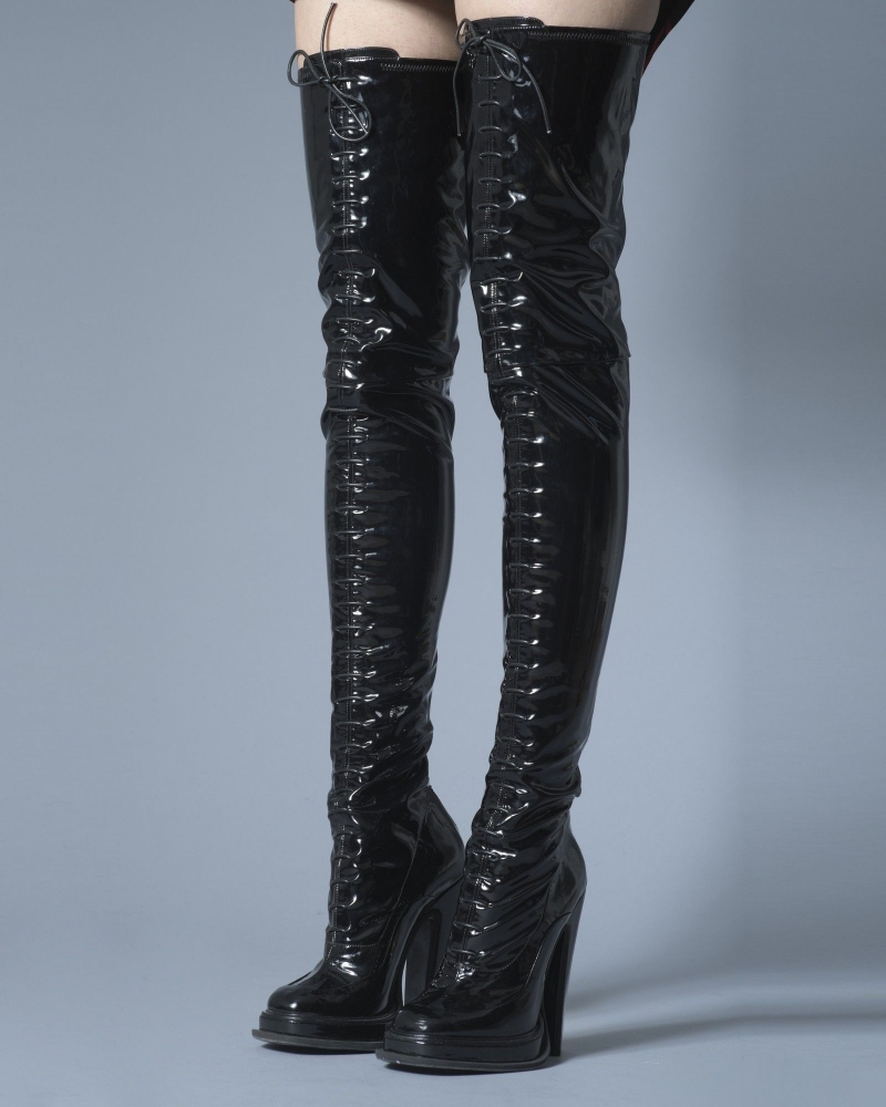 cuissarde a lacet devant