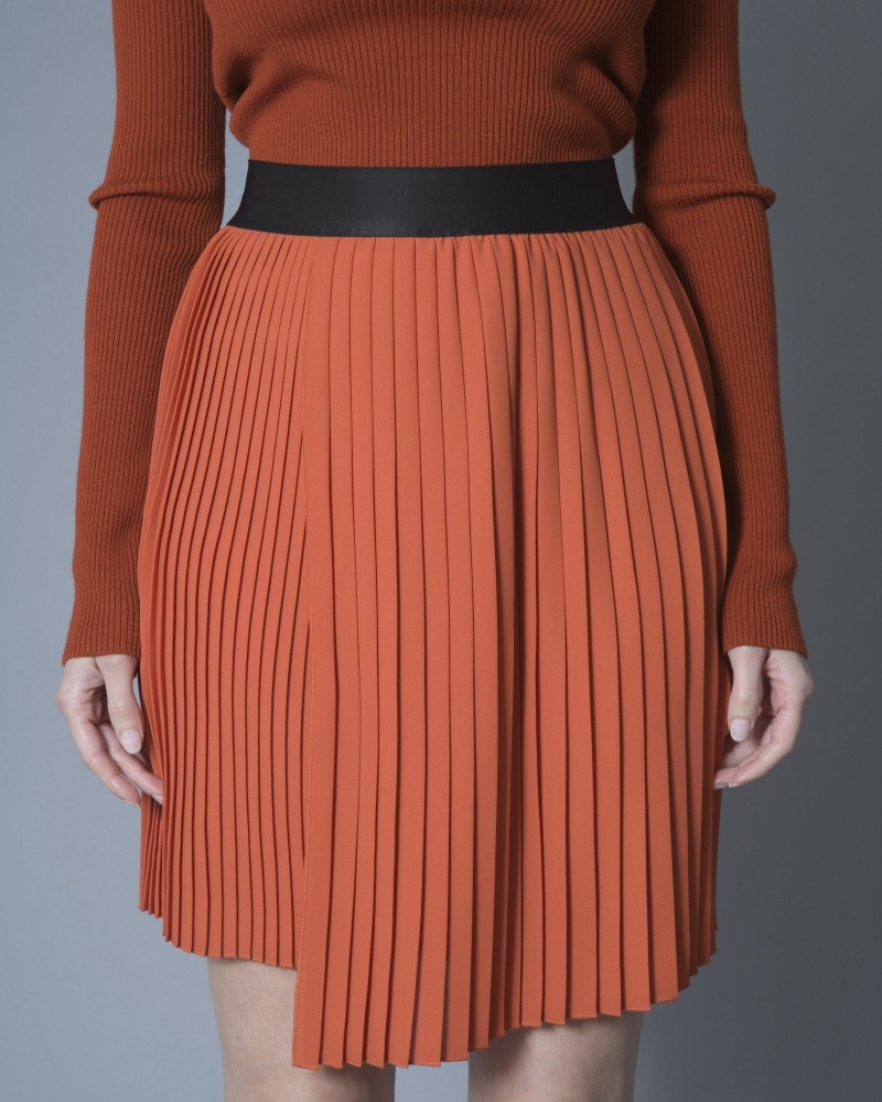 Jupe asymétrique en crêpe plissée Nude 