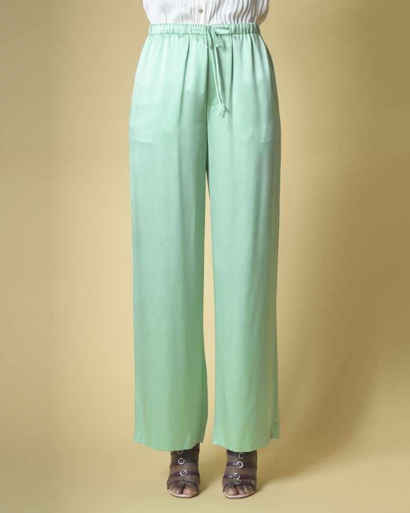 Pantalon large en satin de soie verte Vince 