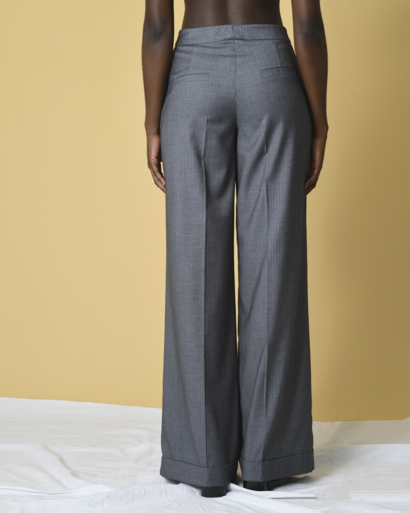 Pantalon gris large à rayures Edward Achour 