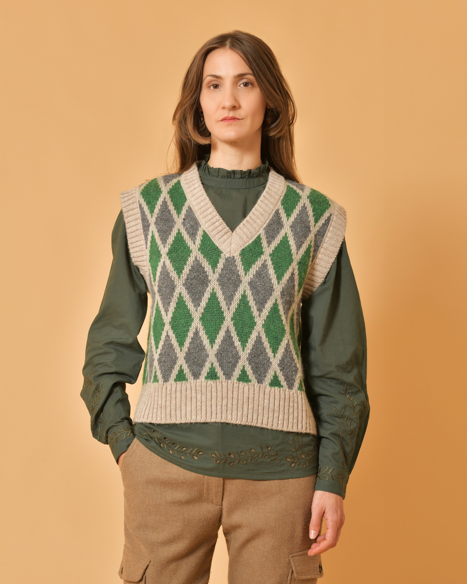 Pull sans manches fille en fibres recyclées vert sapin - june bug | Tape à l'oeil